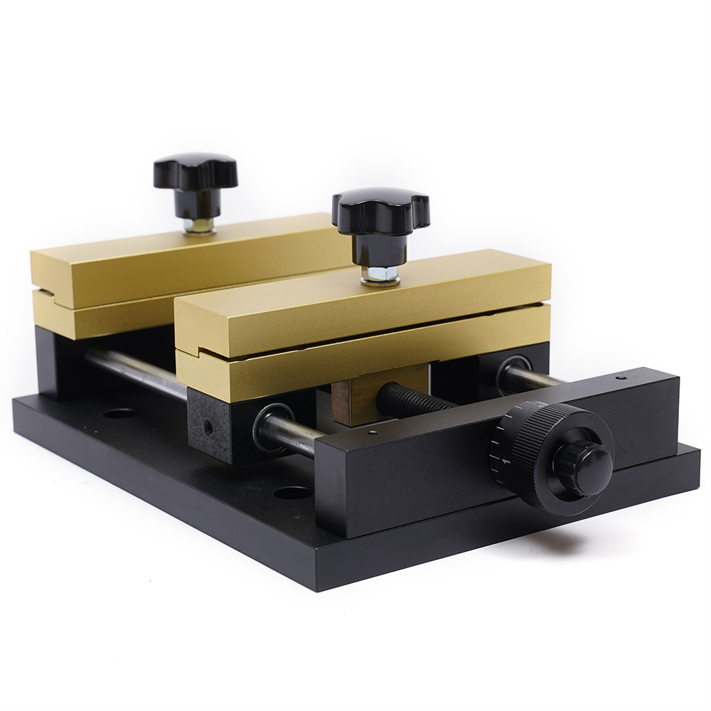 Industrial Laser Engraving Machine - أداة تثبيت وربط قطع العمل من