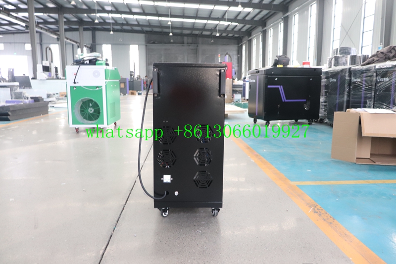 Industrial Laser Paint Removal - ماكينة تنظيف بالليزر محمولة صناعية ،