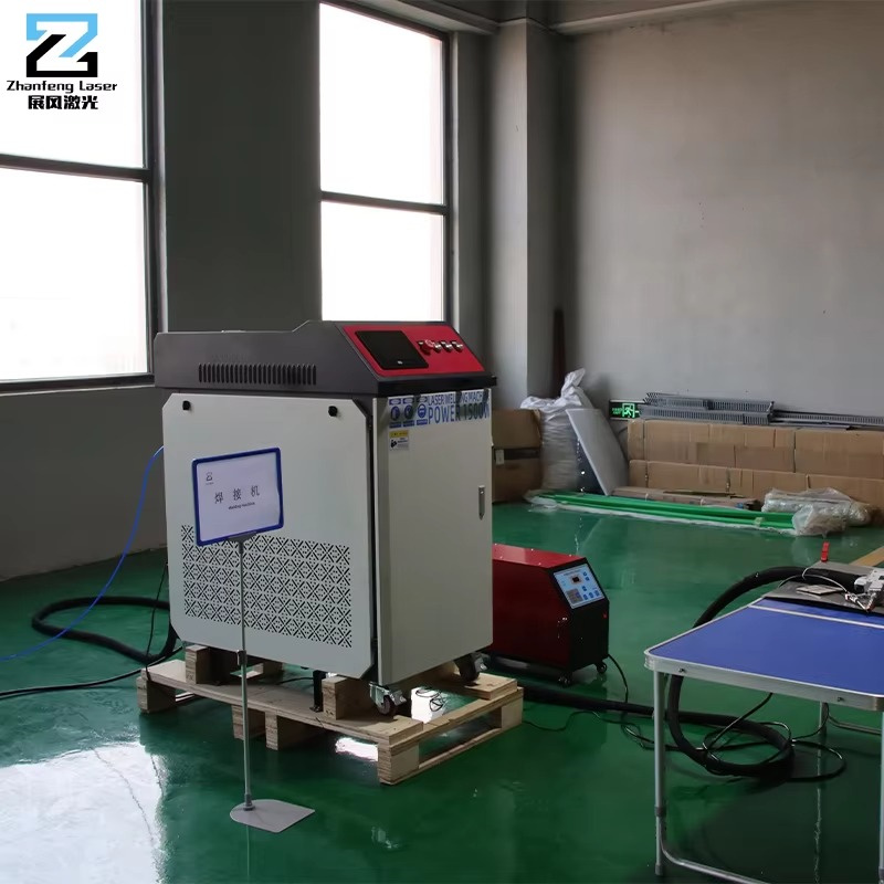 آلة لحام بالليزر 4 في 1 للمعاد - مراجعة Handheld Laser Welding Machine وسعره