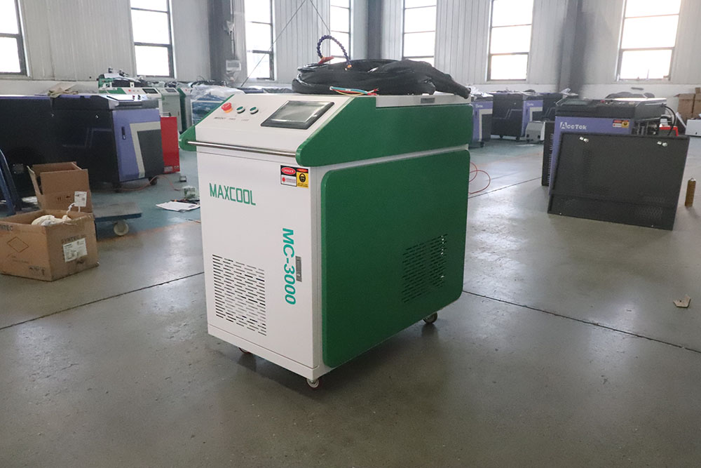 منظف ليزر محمول من MAYCOOL لإز - مراجعة Industrial Laser Paint Removal وسعره