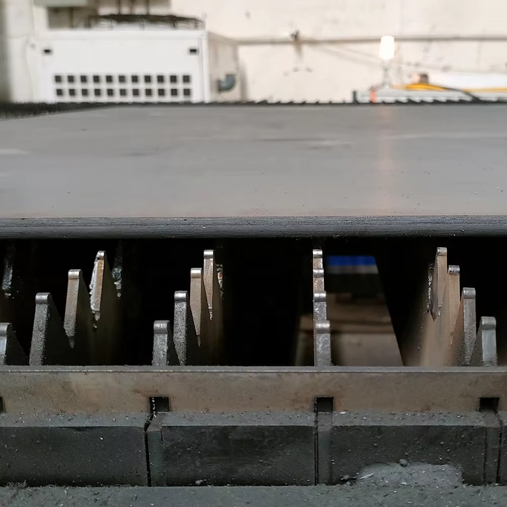 ماكينة قطع ليزر صناعية بقوة 60 - مراجعة Industrial Laser Cutter For Metal وسعره