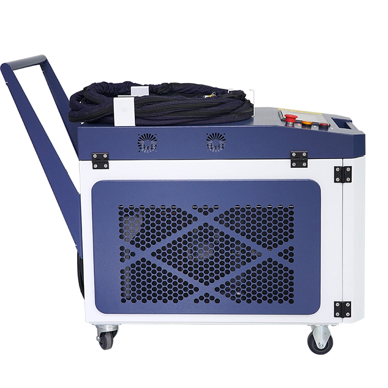آلة تنظيف بالليزر صناعية للبيع - مراجعة Industrial Laser Removal Machine وسعره