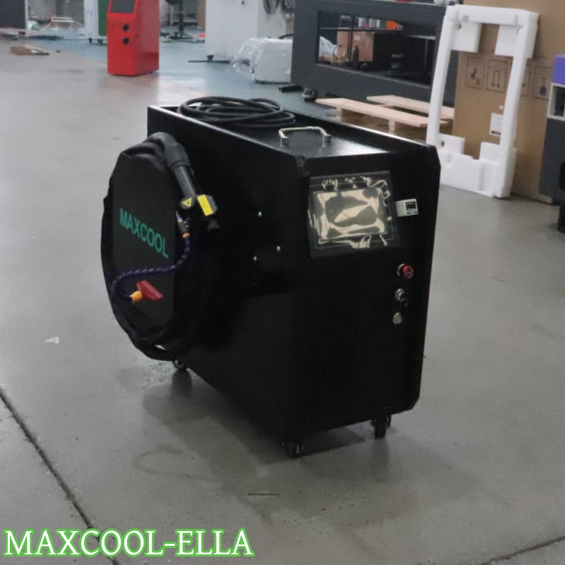 آلة تنظيف بالليزر النبضي المحم - مراجعة Industrial Laser Paint Removal وسعره