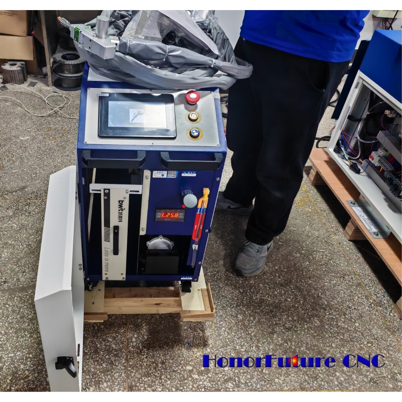 آلة تنظيف بالليزر الصناعية بقو - مراجعة Industrial Laser Removal Machine وسعره