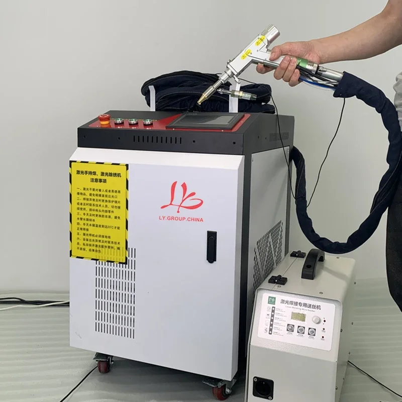 آلة قطع بالليزر محمولة 5 في 1  - مراجعة Handheld Laser Welding Machine وسعره